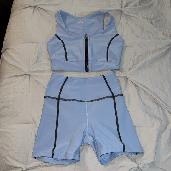 Year of Ours Blue Stretch Lindsey Bra and Shorts Set XS - worn ONCE - clean - Picture 5 of 14
